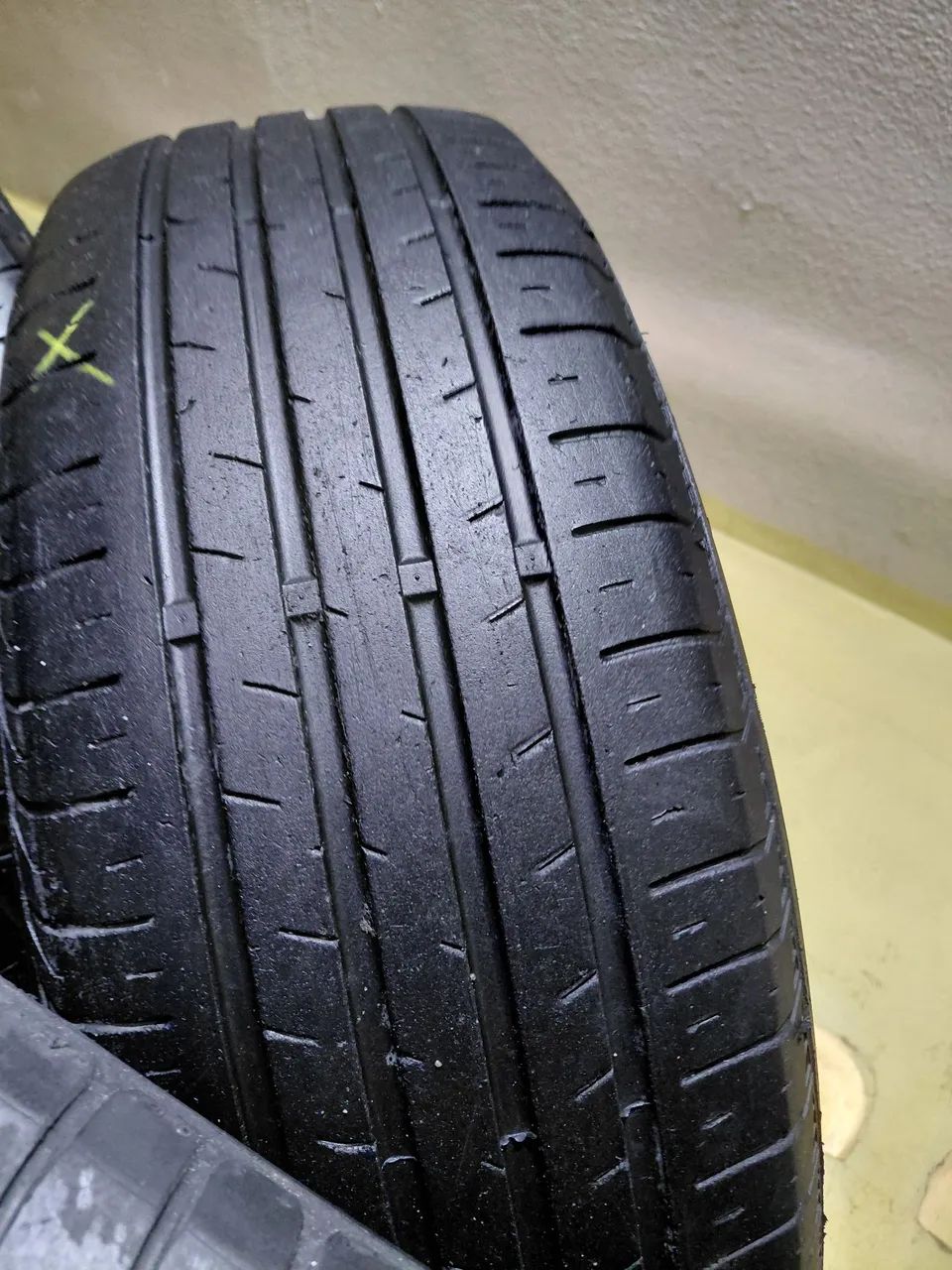 Pneus semi novo duster 215.6516 - Foto 3