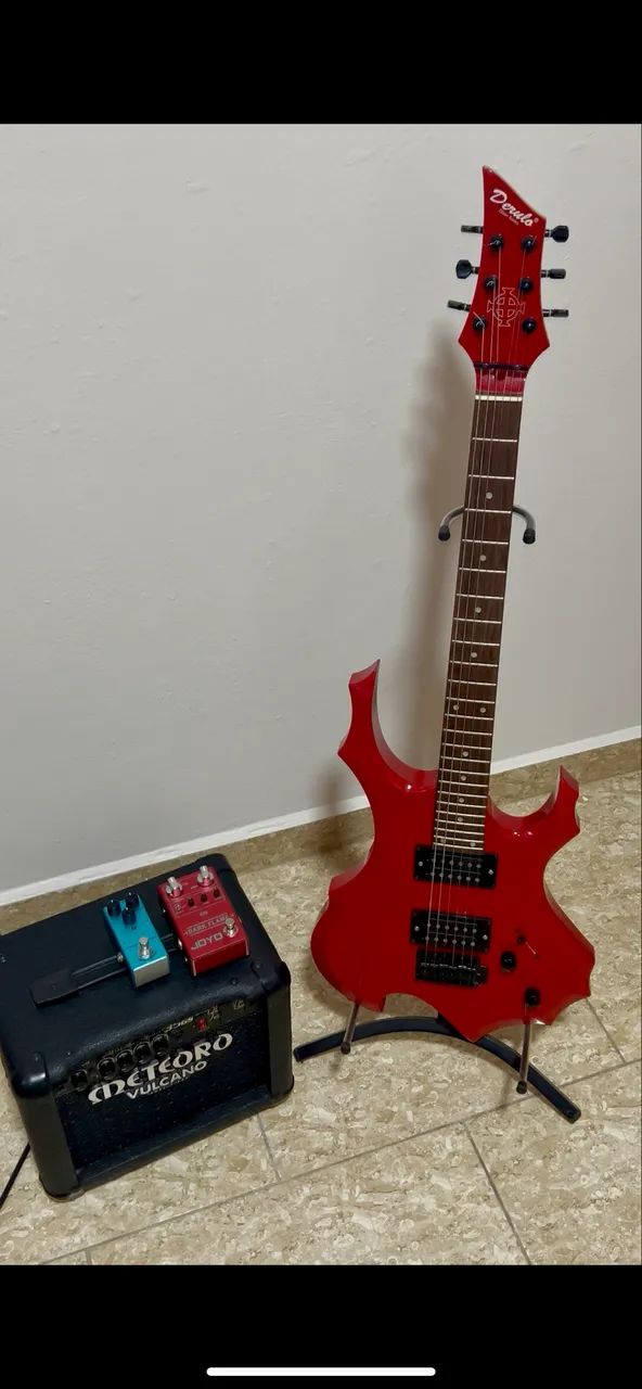 Guitarra Warlock + pedais + cubo!!! - Foto 4