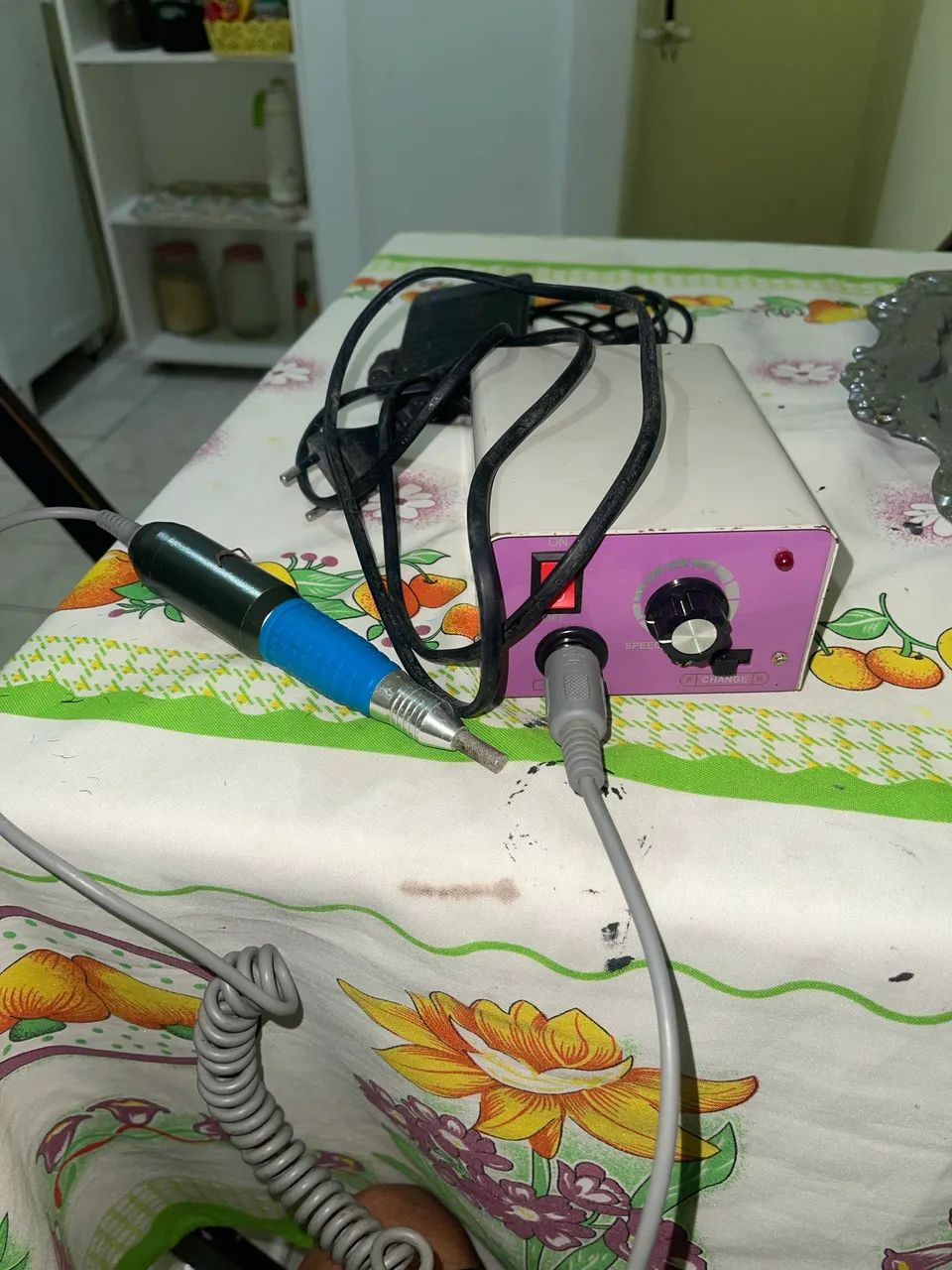 máquina de manicure 