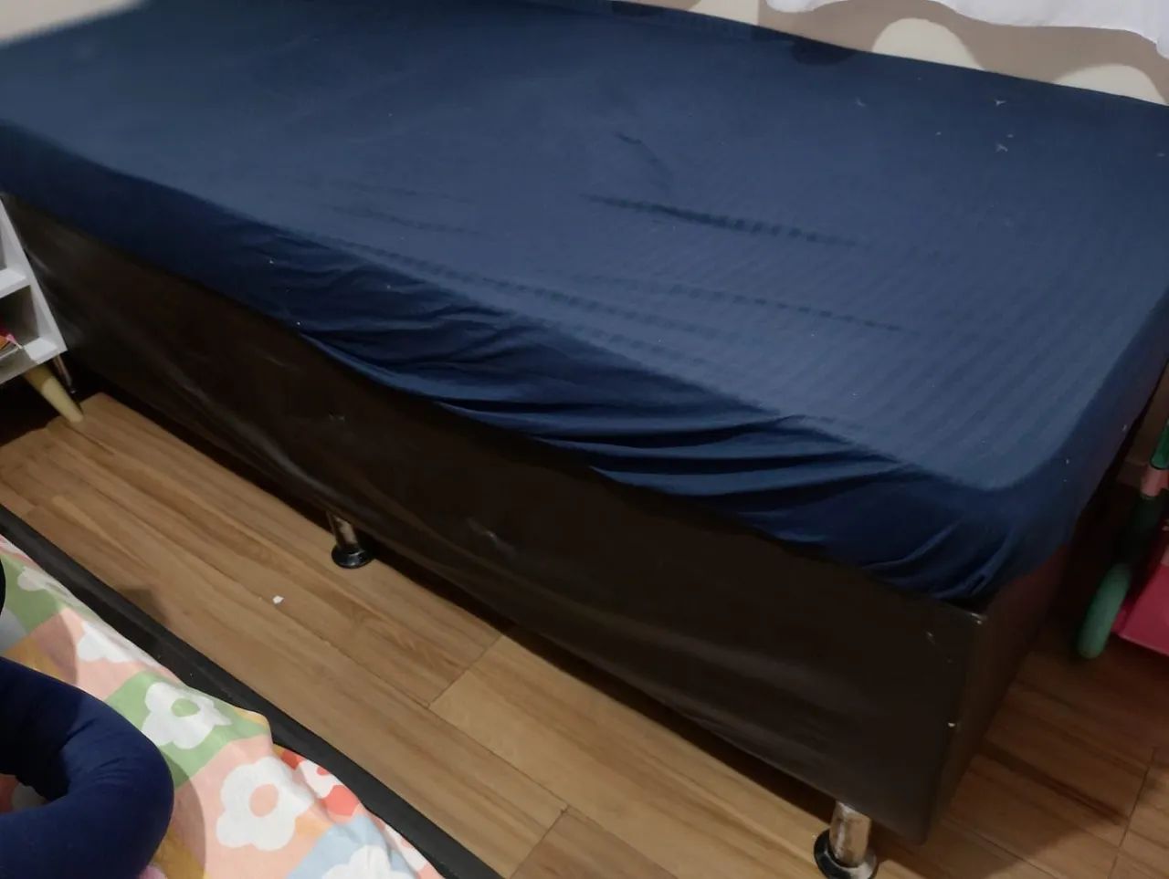 Vendo Base Cama Solteiro  - Foto 2