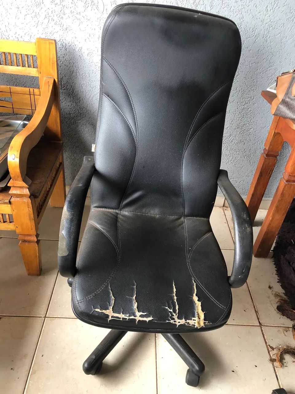 Cadeira tipo diretor usada - Foto 3