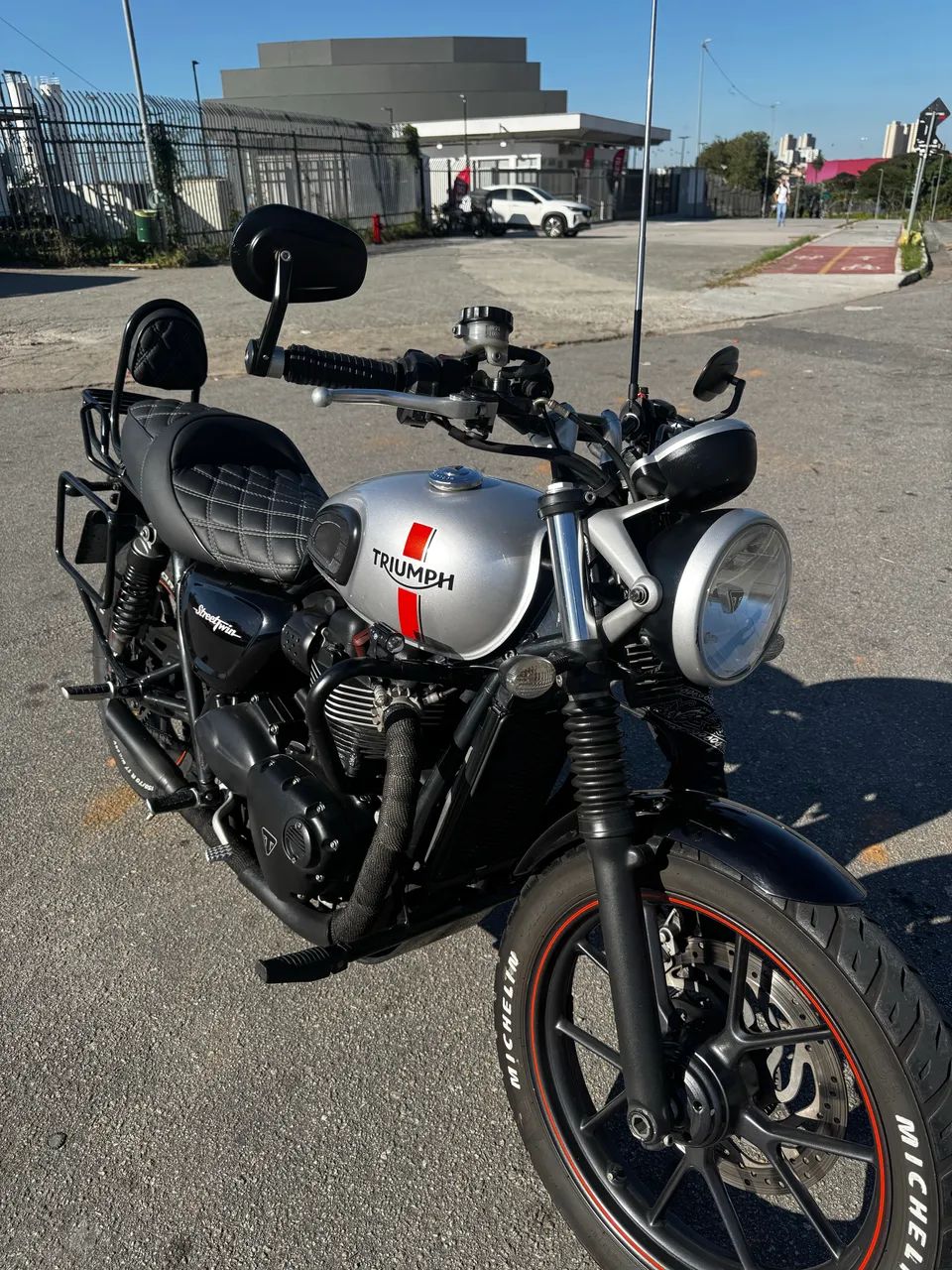 Triumph 900cc - Foto 2