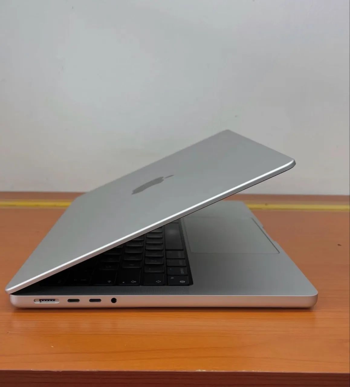 MacBook M1 Pro 2021 14.2 16GB/ 512SSD - Foto 3
