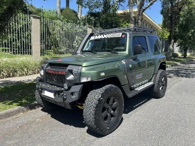 Troller T-4 2021