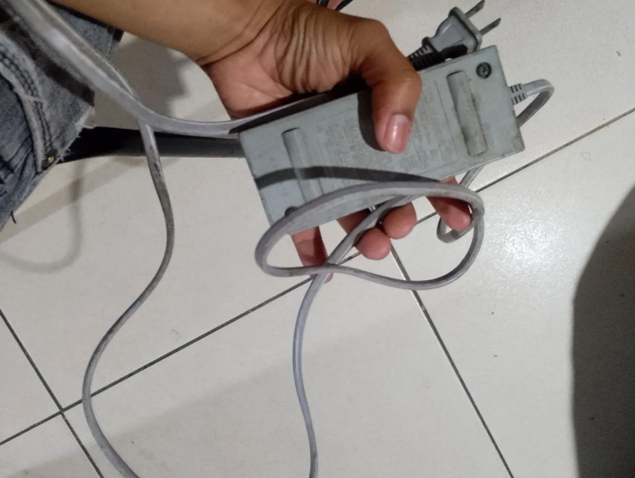 Fonte original do Nintendo Wii com defeito falta o Cabo não sei o defeito achei na sucata  - Foto 2