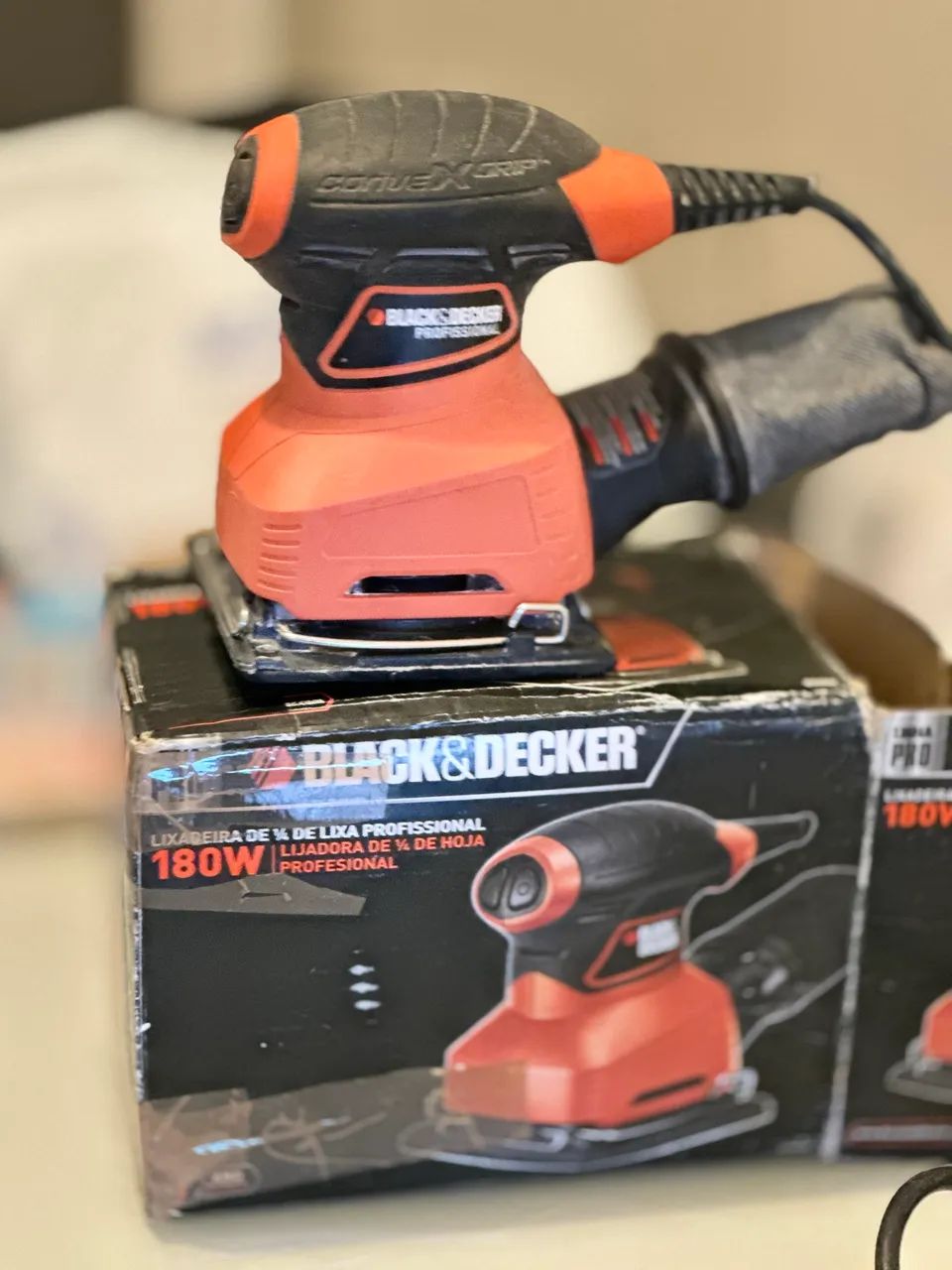 Lixadeira Orbital Black & Decker - Foto 3