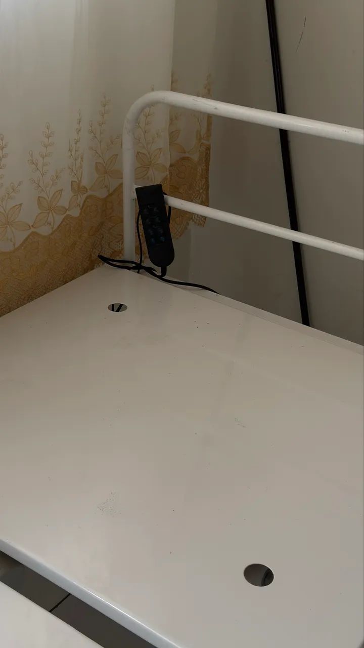 Cama Hospitalar Elétrica Desematec com Colchão e Controle - Foto 3