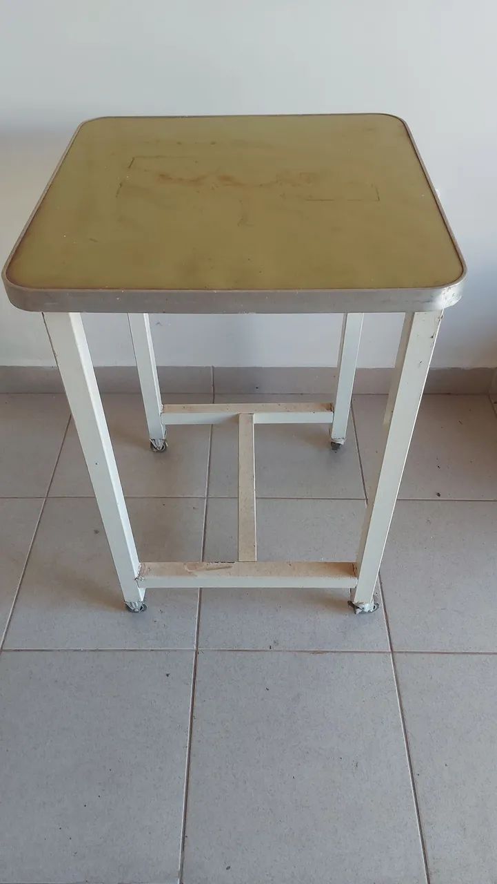 Mesa de Ferro - Foto 2