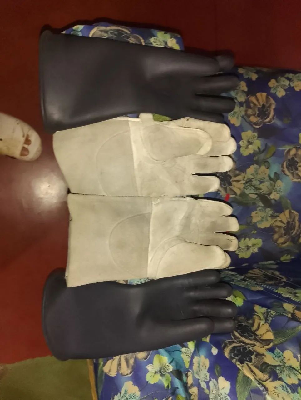 Kit luva para alta tensão 
