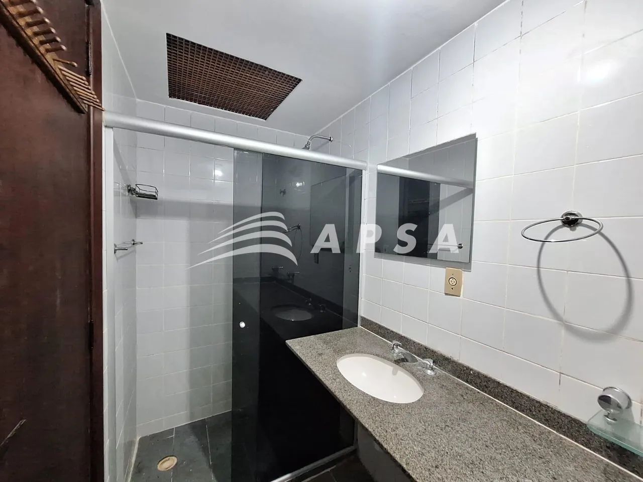 EXCELENTE APARTAMENTO COM 80M², 2 QUARTOS SENDO 1 SUÍTE, BANHEIRO SOCIAL, SALA , VARANDA,  - Foto 6