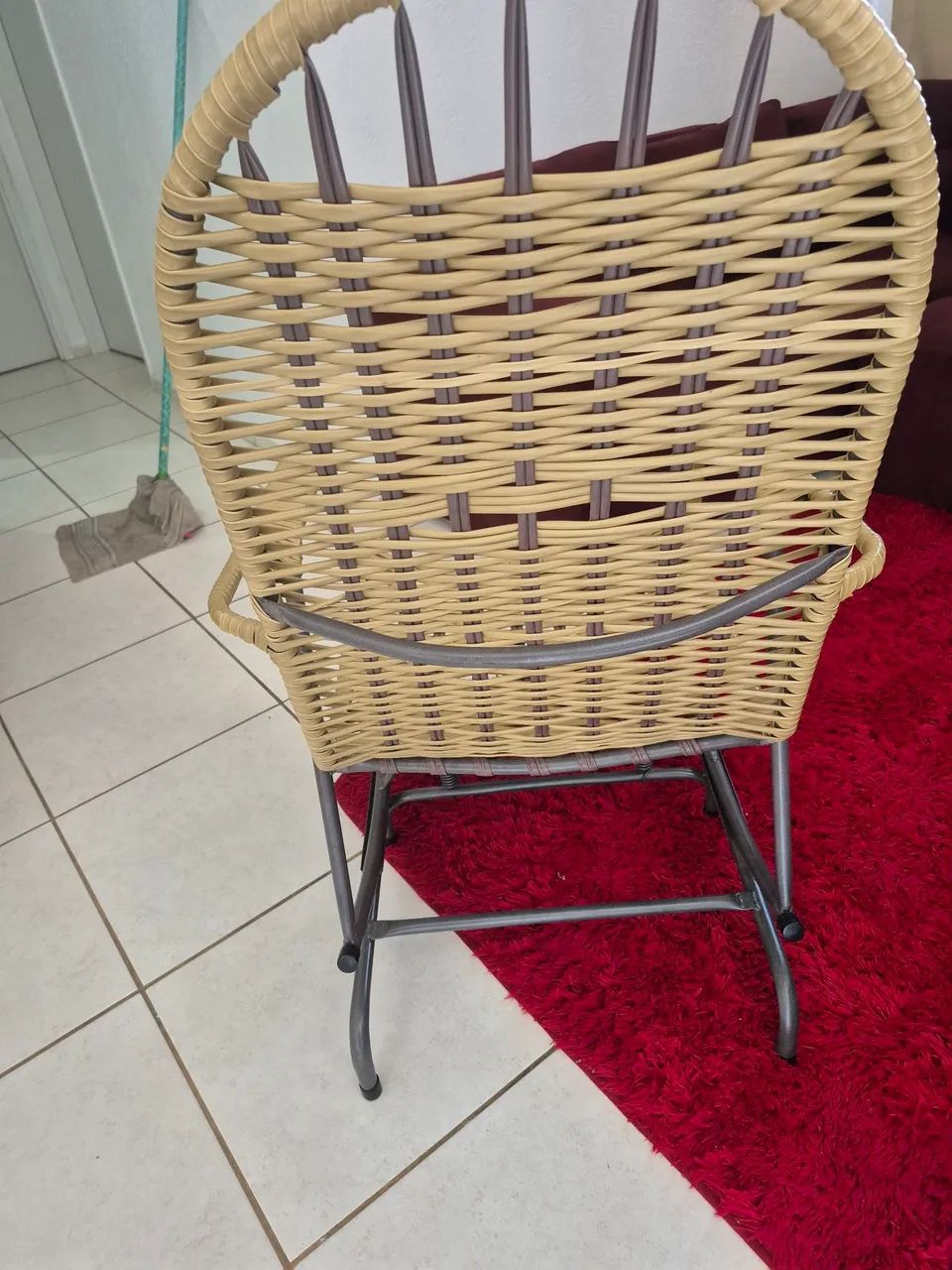 Cadeira de balanço nova 200 reais - Foto 2
