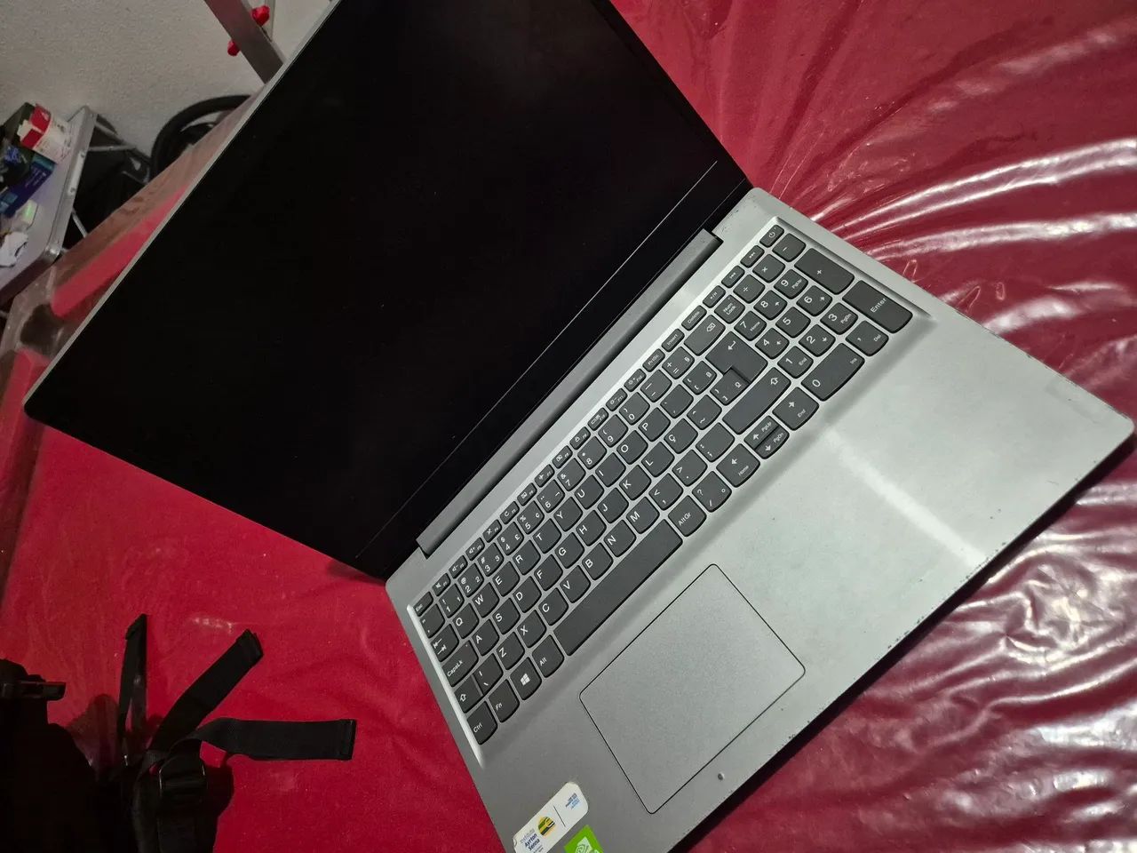 Notebook lenovo ideapad s145 i7 de 8°, placa de vídeo dedicada mx110 PARA RETIRADA DE PEÇA - Foto 2
