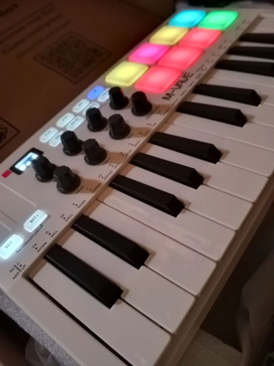 Teclado mid, smk 25 m vave