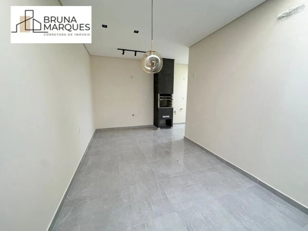 Casa Nova à Venda  Excelente Localização! - Foto 2
