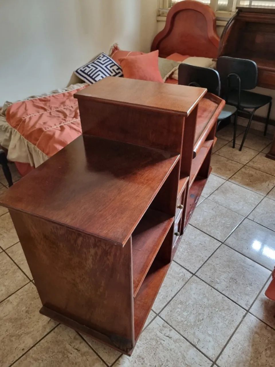 Rack maciça  tem 1 defeito  na lateral  só  reformar  - Foto 3