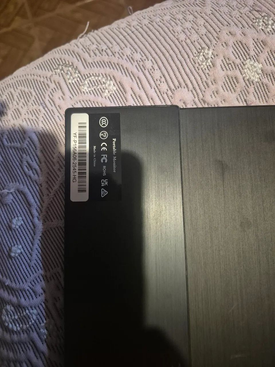 Monitor portatil de 15,6 polegadas 60hz com pequeno detalhe na tela - Foto 3