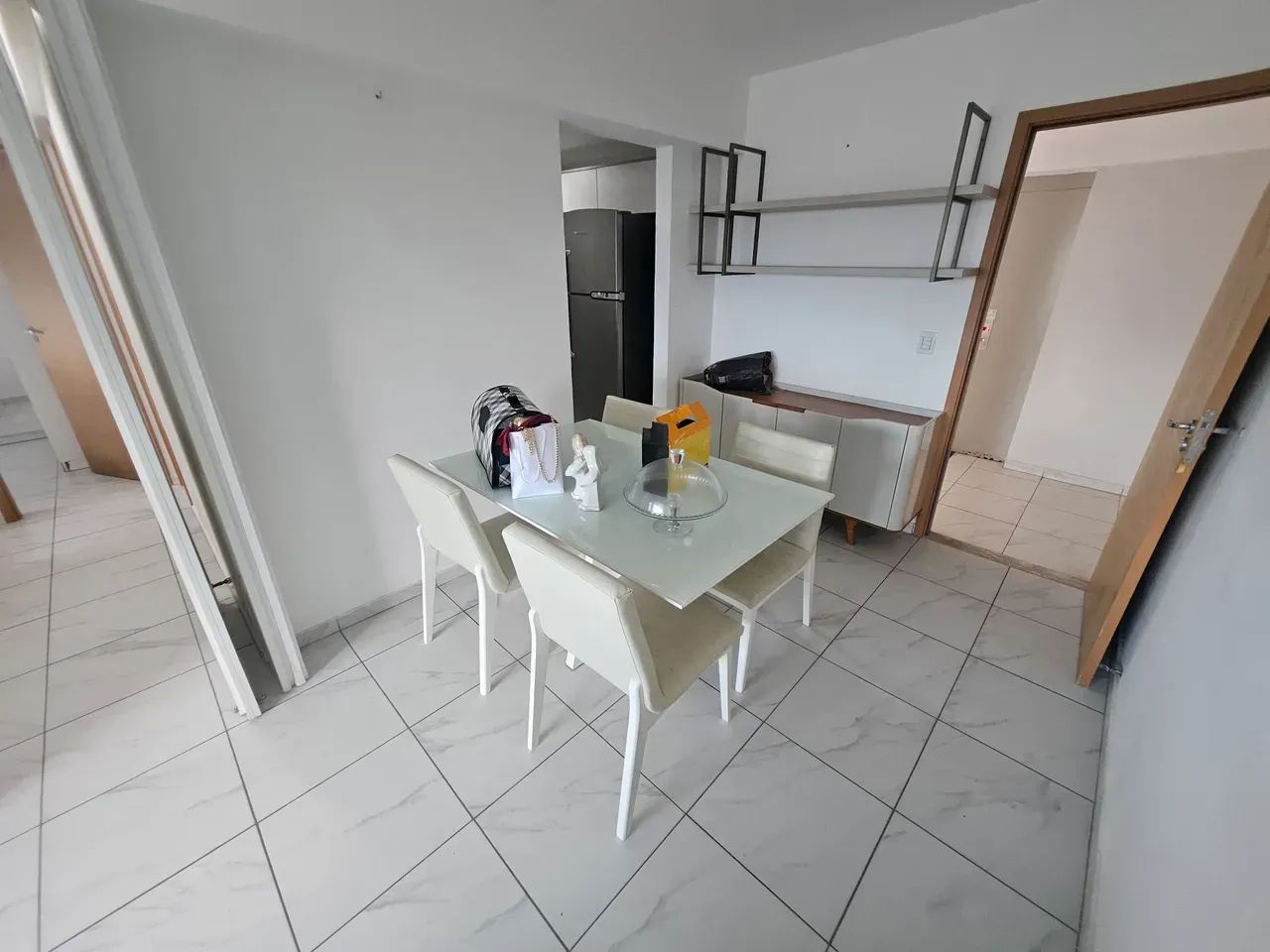 Alugo apt 2 quartos, suíte, mobiliado na madalena - Foto 4