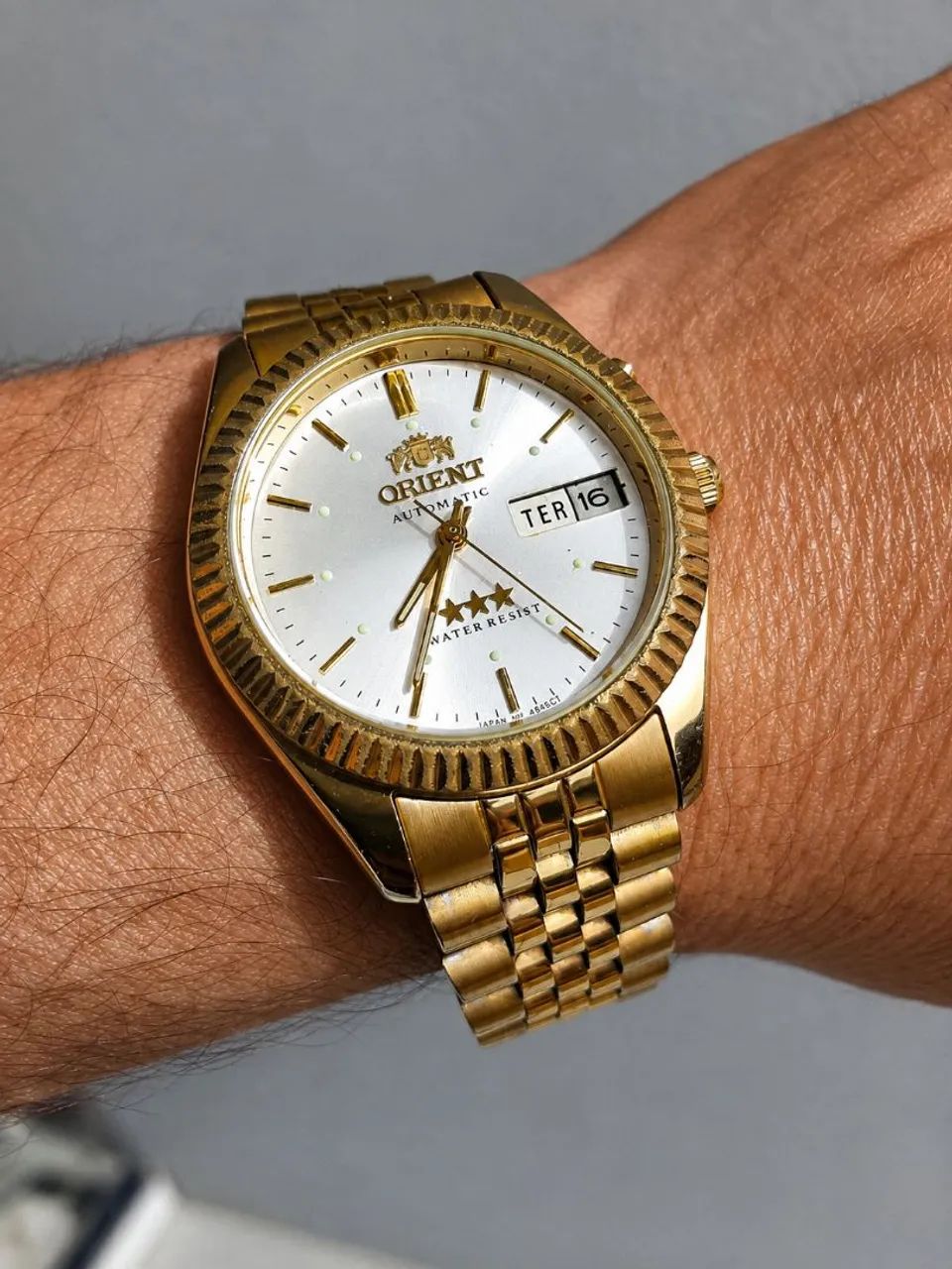Relógio Orient automático dourado 