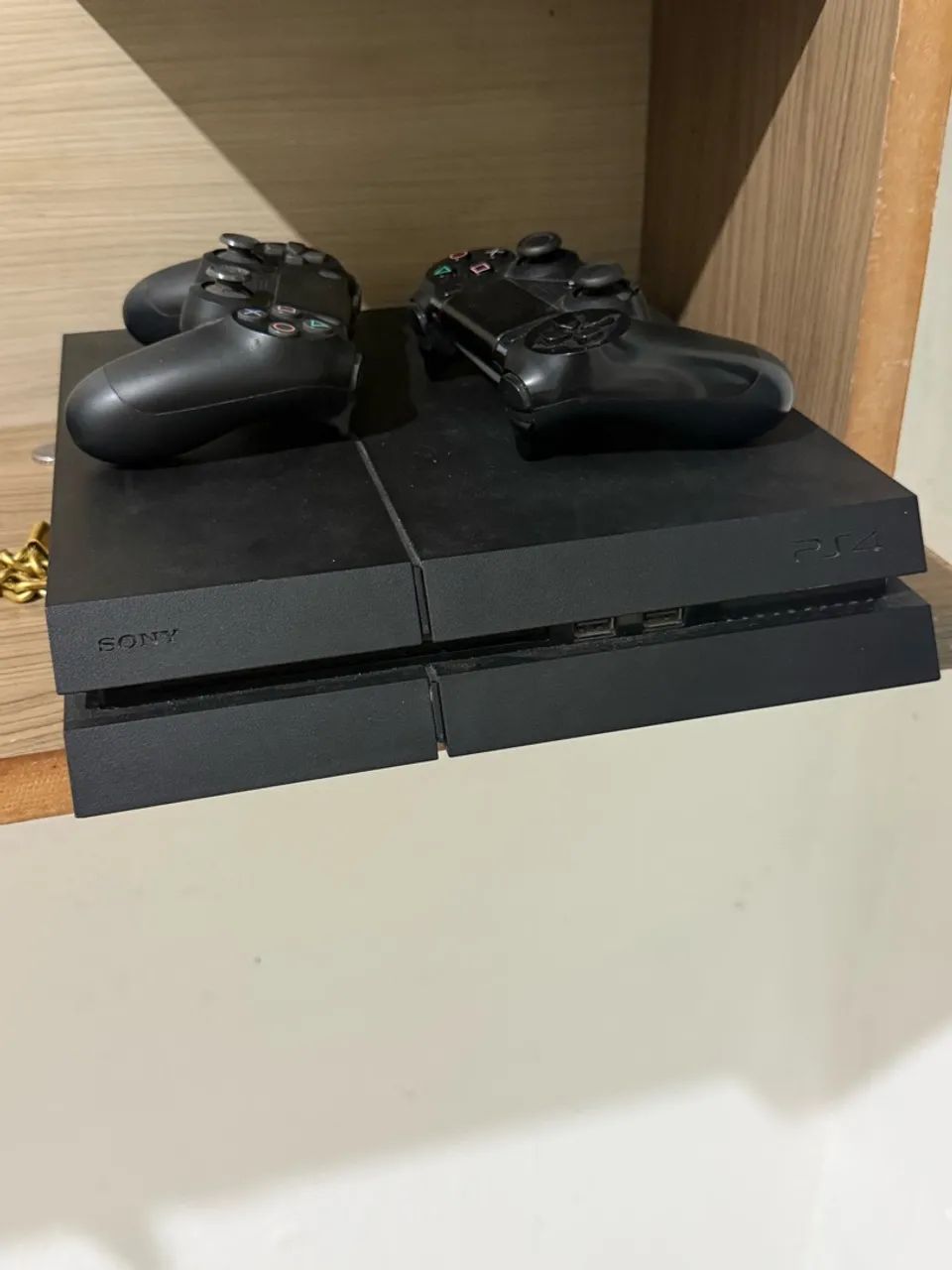 VENDO PS4 1TERA 