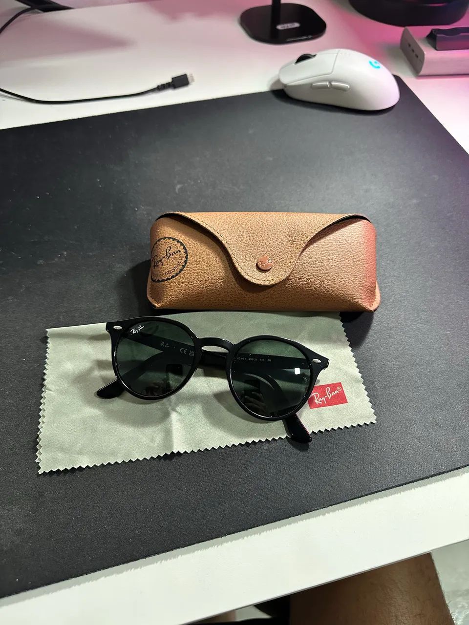 RAYBAN RB2180 PRETO LACRADO ORIGINAL - Foto 2