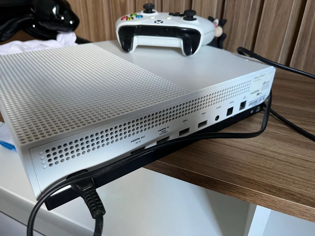 Xbox one s 1 tb com defeito 