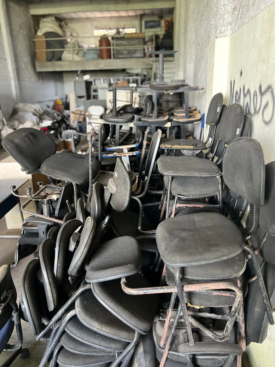 Lote de cadeiras  - Foto 4
