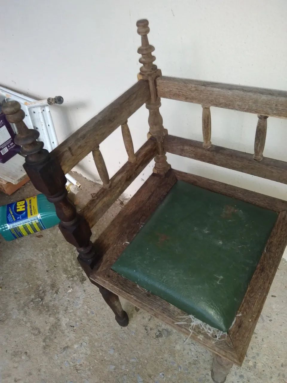 Mesa de telefone antiga 