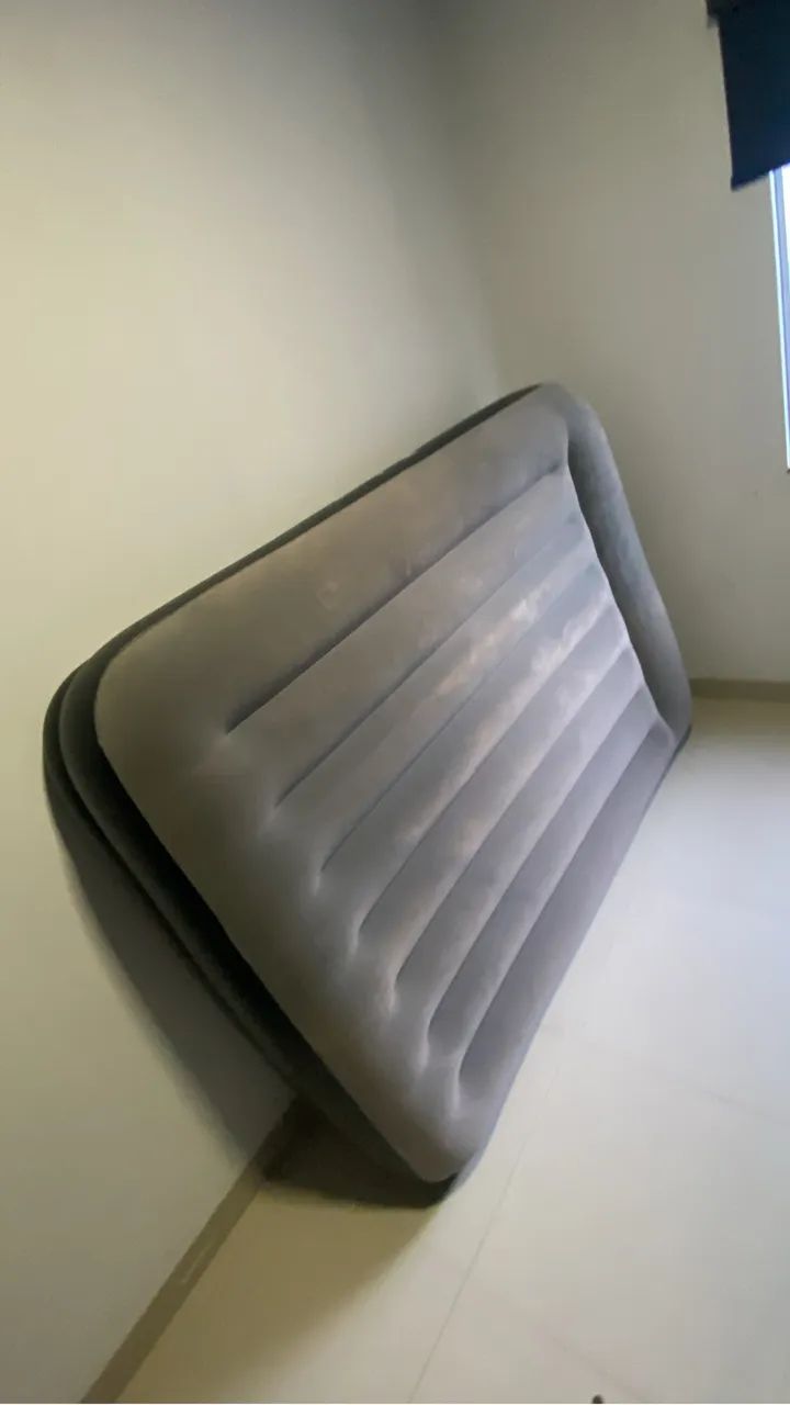 Vendo coxão inflável semi novo  