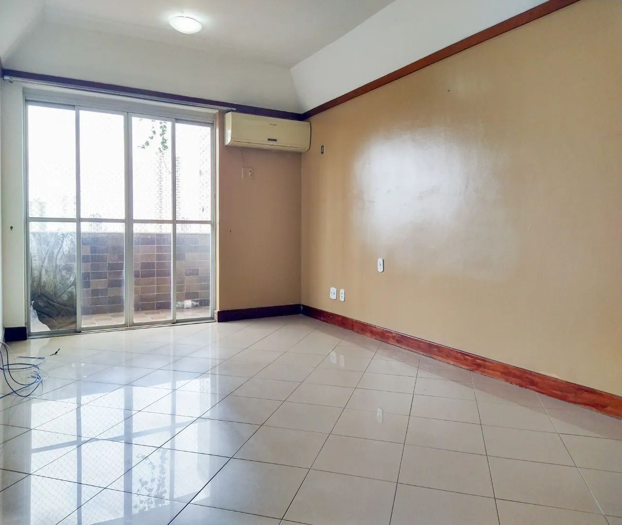 Ed. Cristo Rei - Apartamento à Venda| 4 Suítes | 2 Vagas de Garagem| med. 317,00m² | Crema - Foto 7