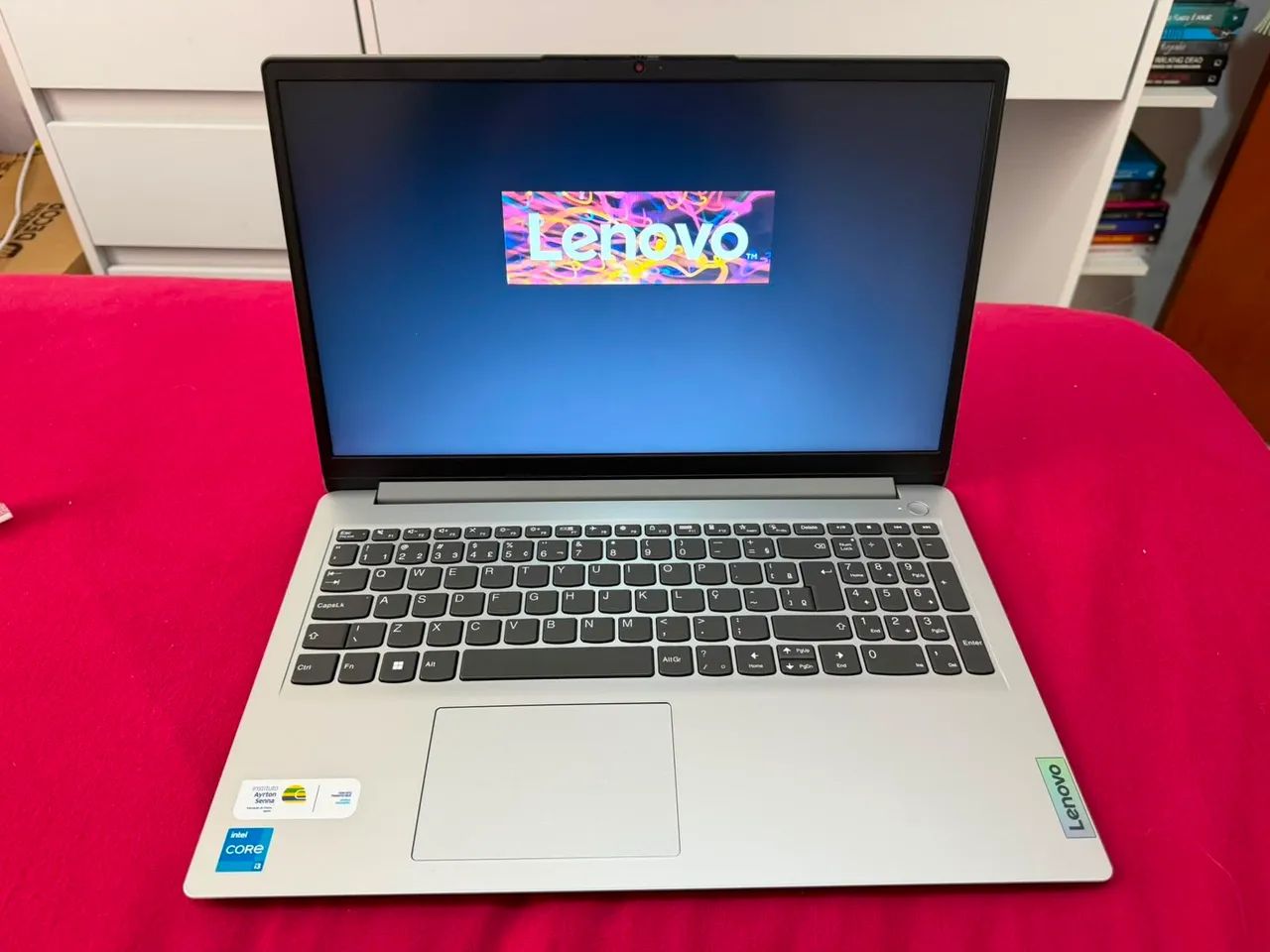 Notebook Lenovo IMPECÁVEL 