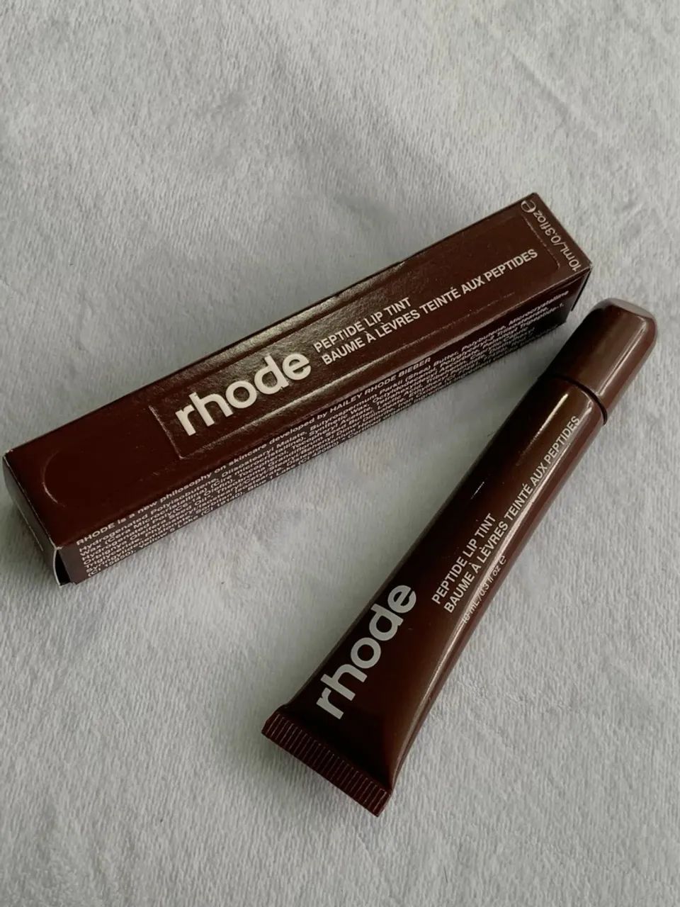 Capa de celular usada da Rhode iPhone 15 pro, e gloss novo  - Foto 3