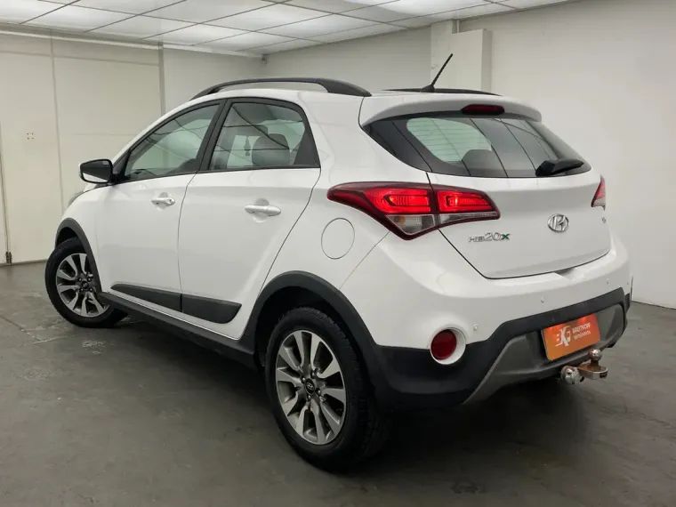 Hyundai HB20X Style 1.6 Flex 16V Mec. 2017 - Foto 2