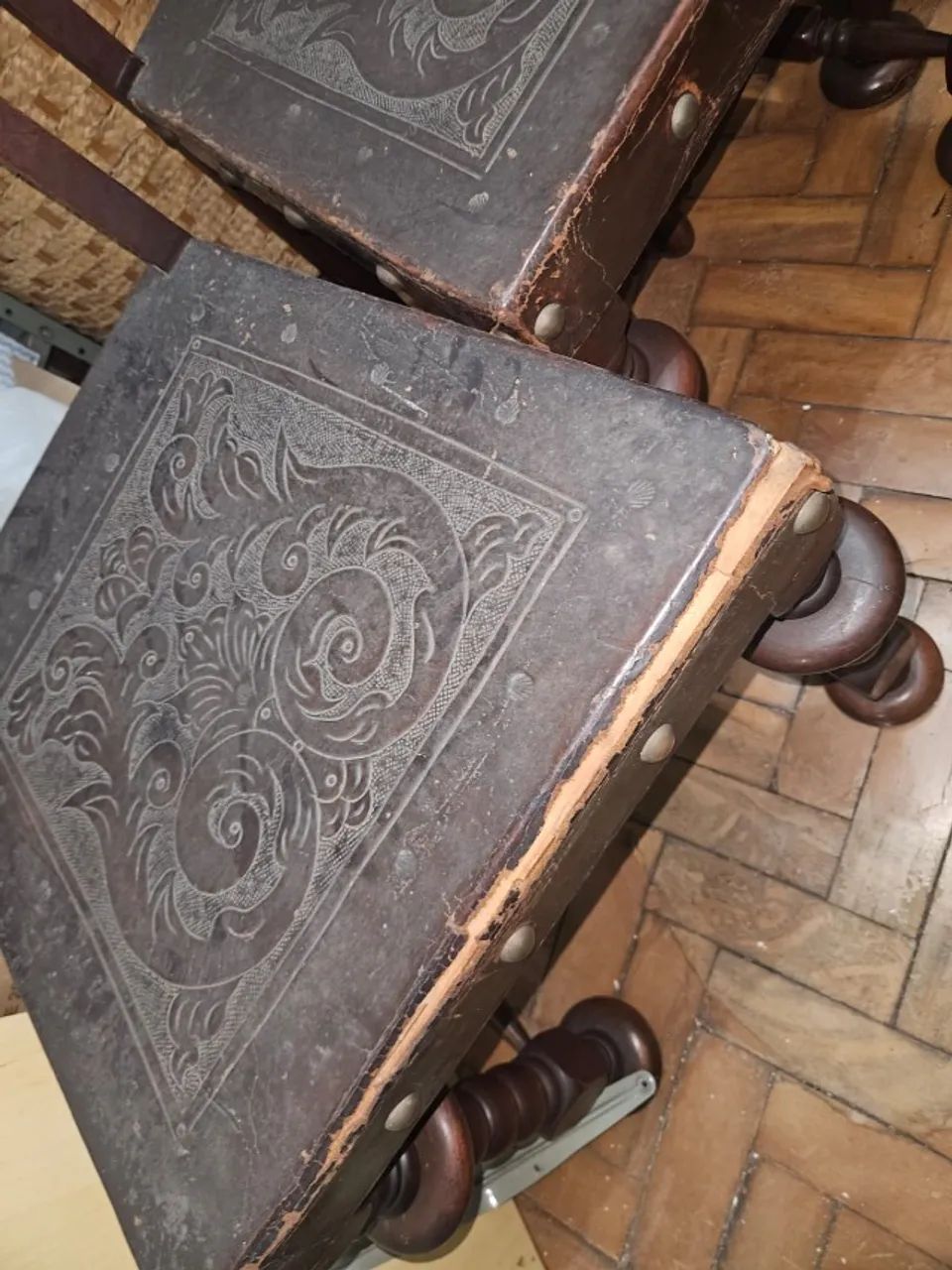 Mesa de Jantar Antiga Estilo Manuelino - Foto 5