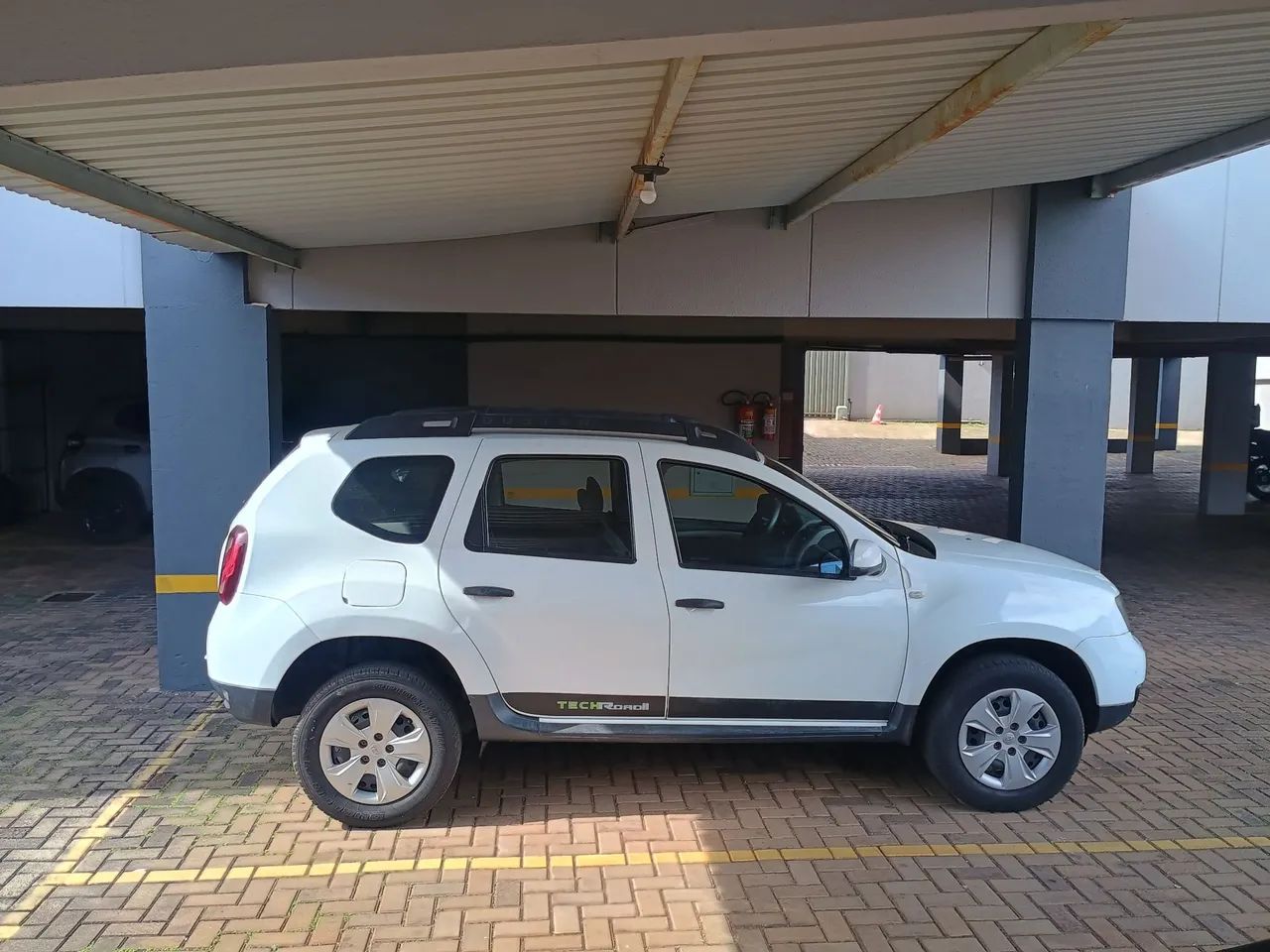 Renault Duster Expression 1.6 Hi-flex 16V Mec. 2017 - Foto 4