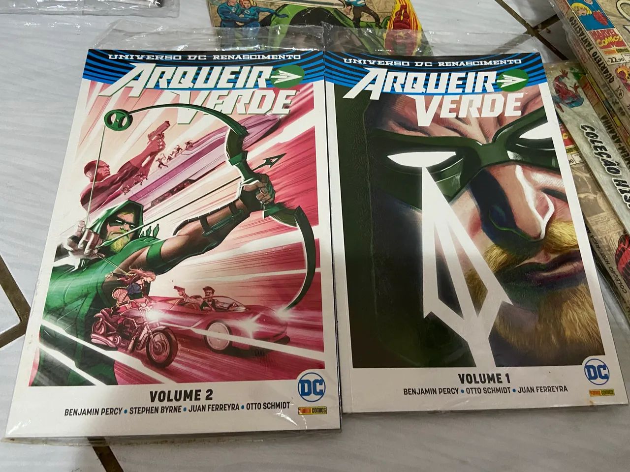 Hq  Arqueiro Verde vol1 e 2