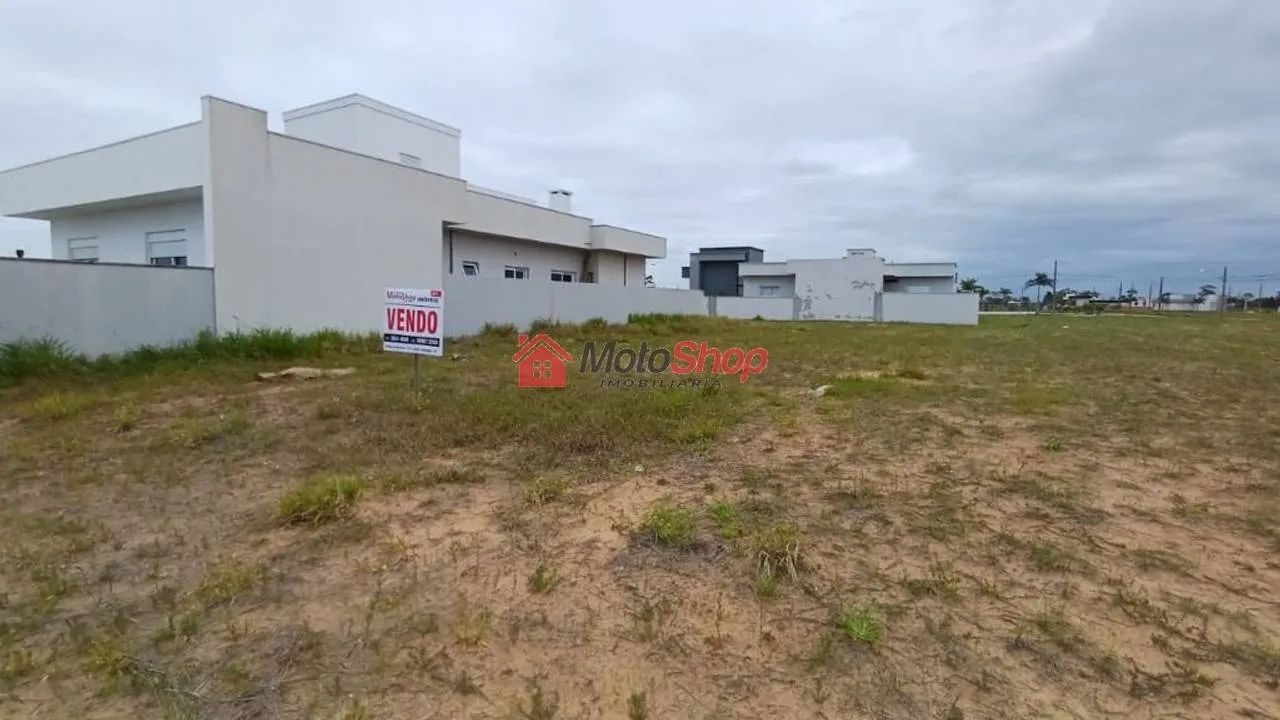 VENDE-SE TERRENO  PRAÇA PARIS - Foto 4