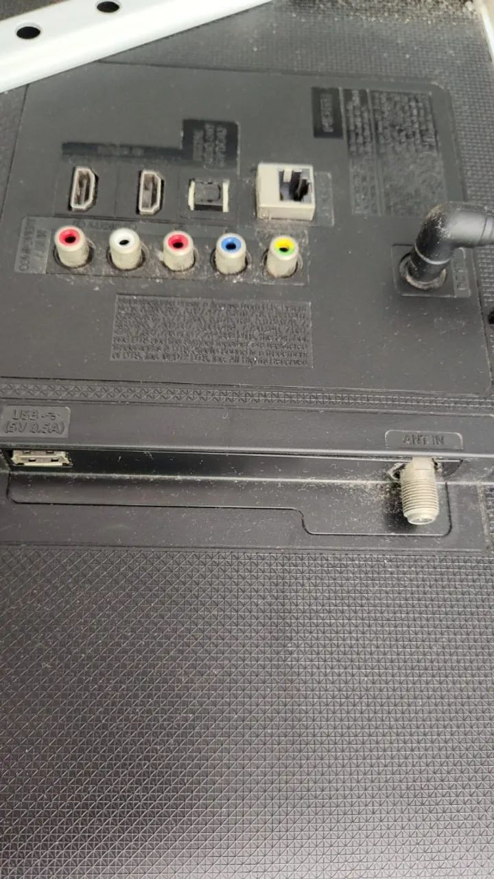 VENDO 2 TVs 32 POLEGAS - Foto 5