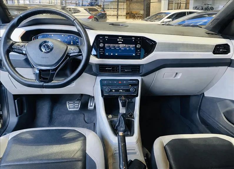 Volkswagen T-Cross Highline 1.4 TSI Flex 16V 5P AUT, foto 11 de 13