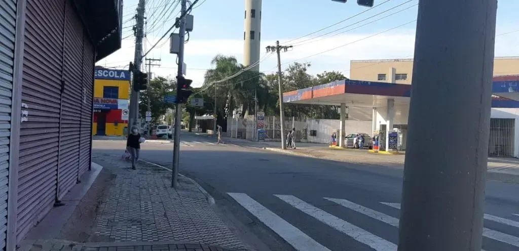 Excelente Galpão Comercial com 200m² no Centro de São José dos Campos