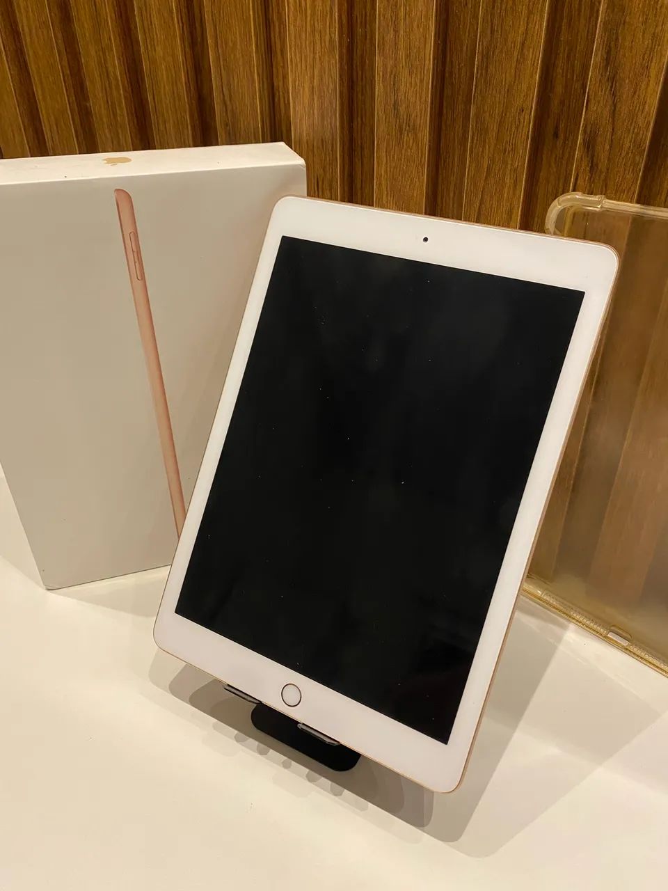 iPad Bem Conservado - Perfeito pra estudar, trabalhar ou Netflix - Mais que um tablet