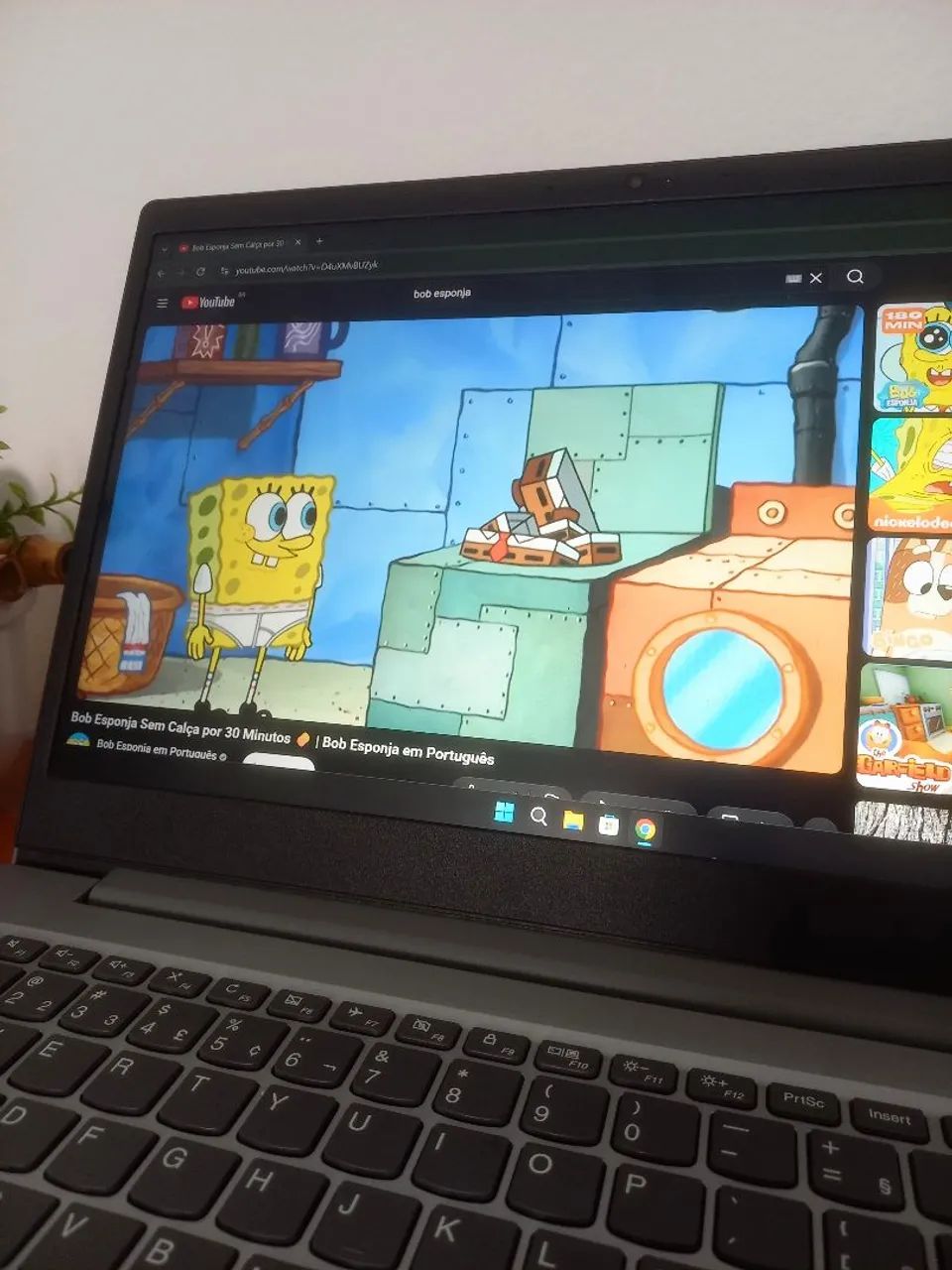 Notebook Lenovo Slim - 8°Gen - SSD - Windows 11 - Foto 4