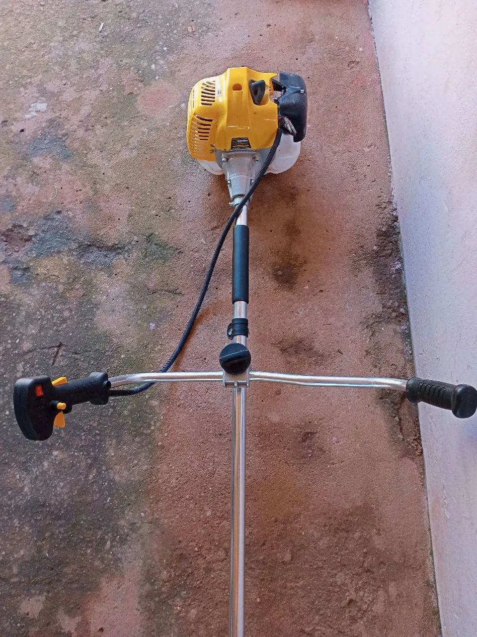Roçadeira vonder