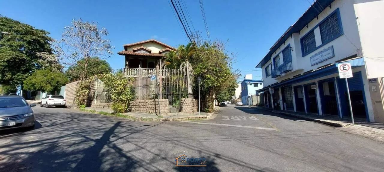 Casa residencial com 5 quartos, área externa de 264 m² e churrasqueira no Prado - Foto 4