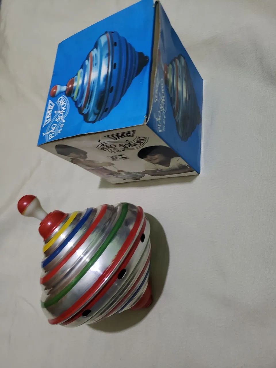 Pião sonoro na caixa - Foto 2