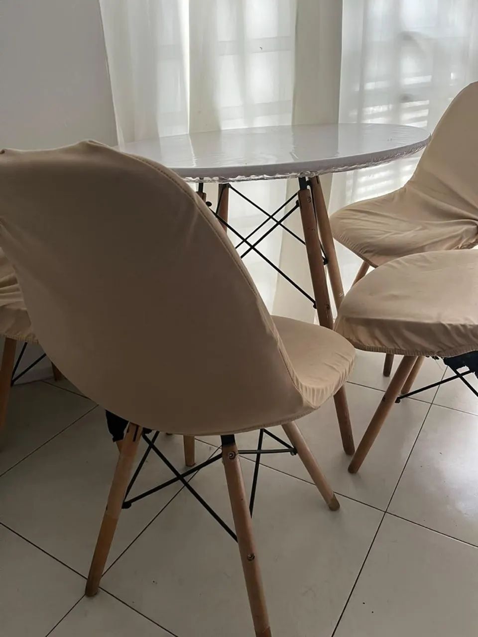Mesa e cadeiras eames - Foto 4
