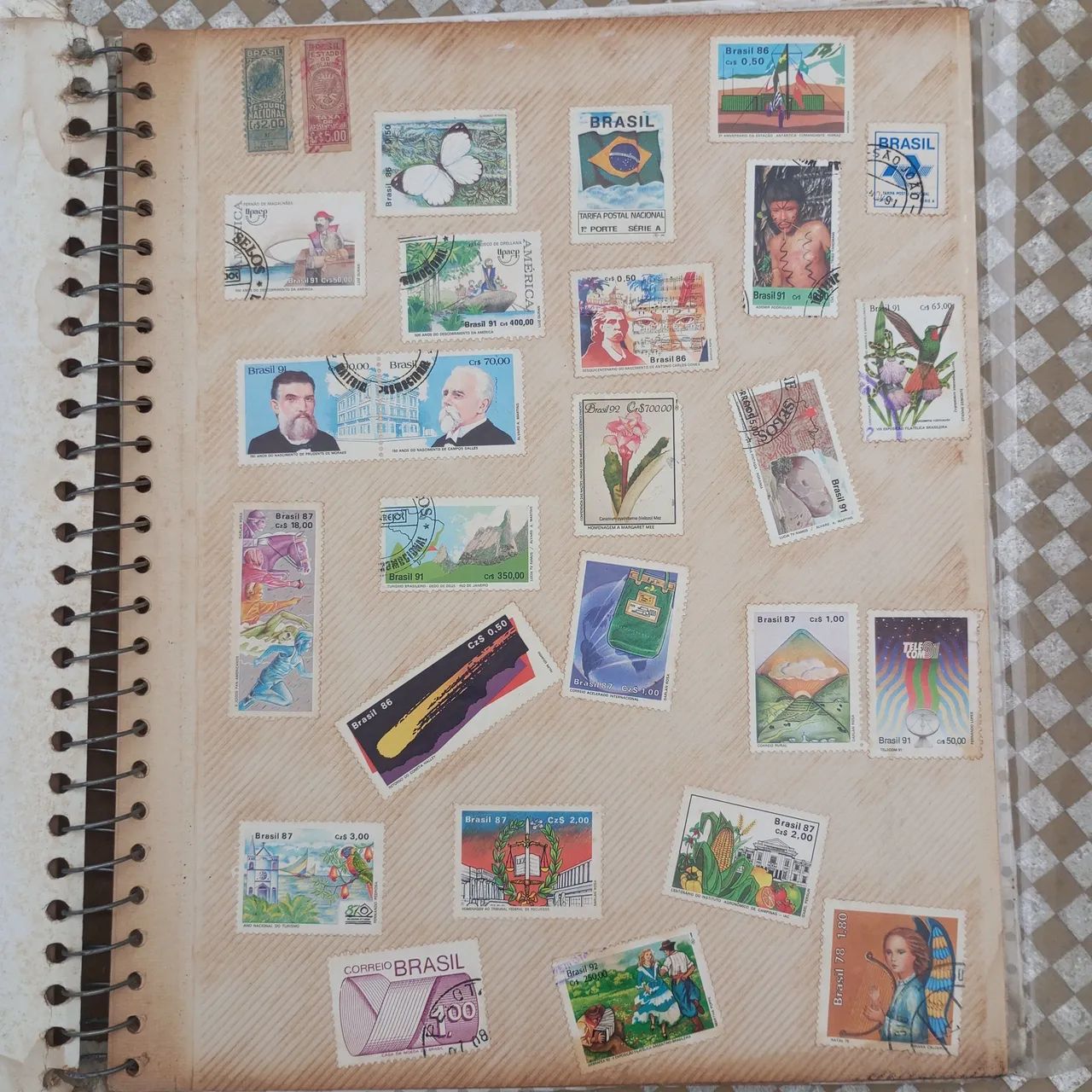 Antigos Selos Brasileiros e Internacionais  - Foto 4