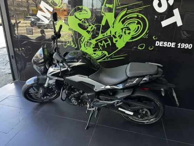 Bajaj Dominar D250 2025 - Foto 3