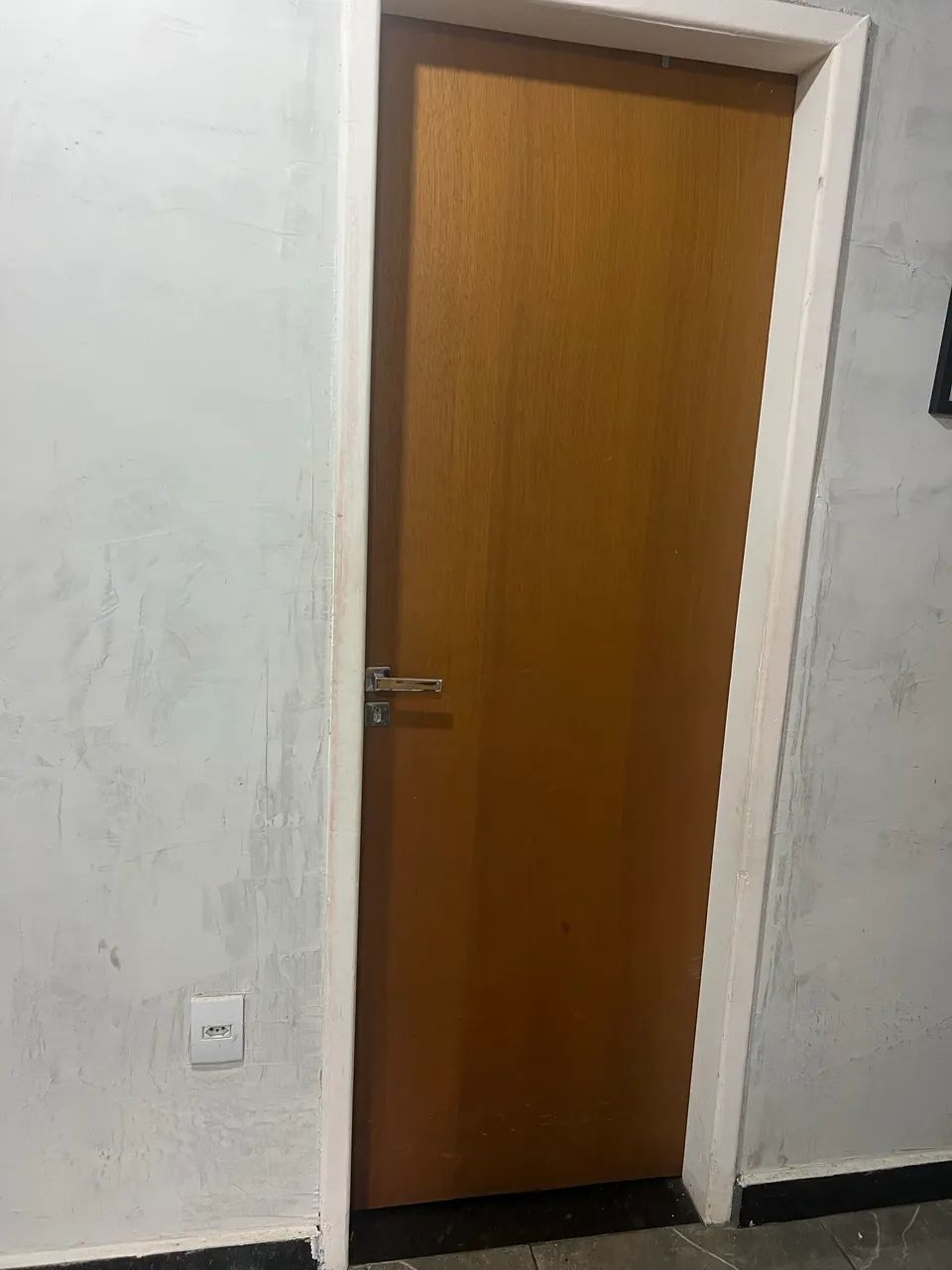 Portas pranchetas tauari envernizadas barata  - Foto 3