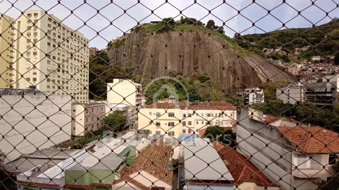 Apartamento com varanda, 3 quartos e vaga na Tijuca! - Foto 2