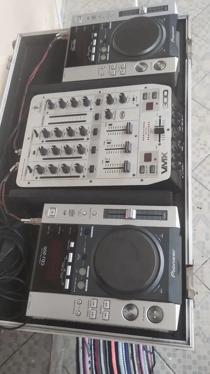 Cdj 200 e mixer